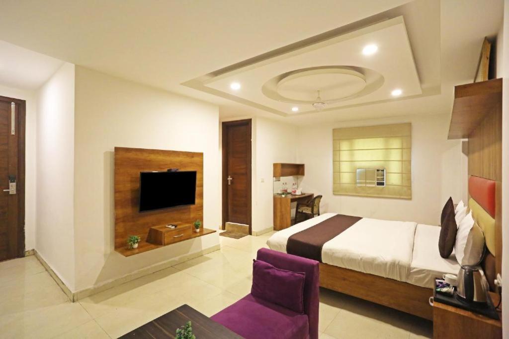 Urban Luxury 3* New Delhi